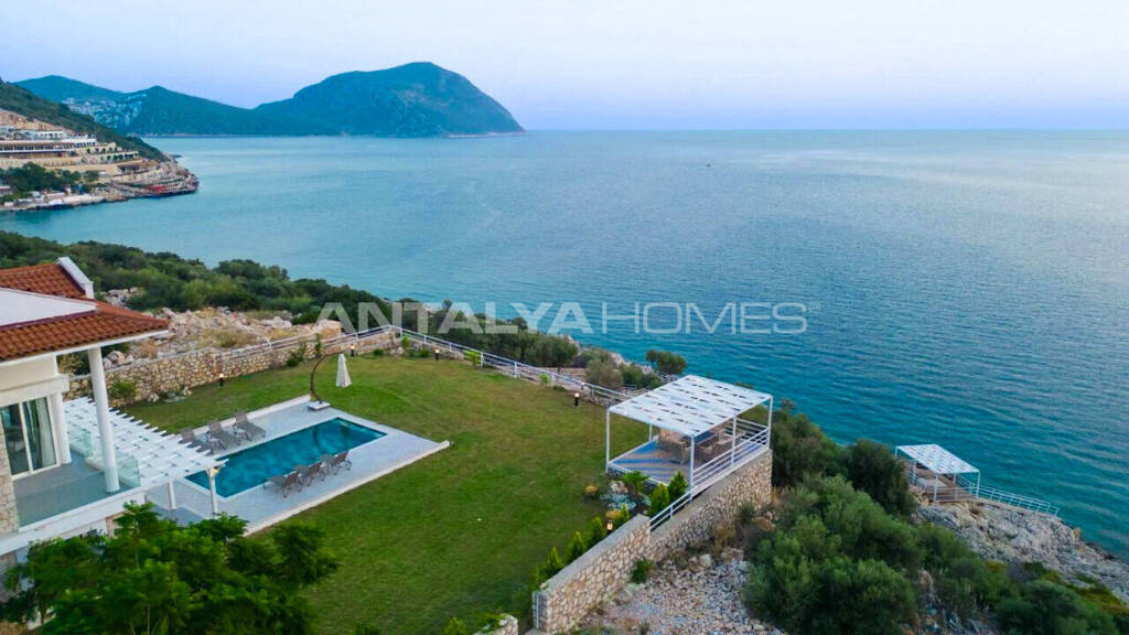 Einfamilienhaus zum Kauf 3.200.000 € 5 Zimmer 280 m² 1.600 m² Grundstück Antalya 07580