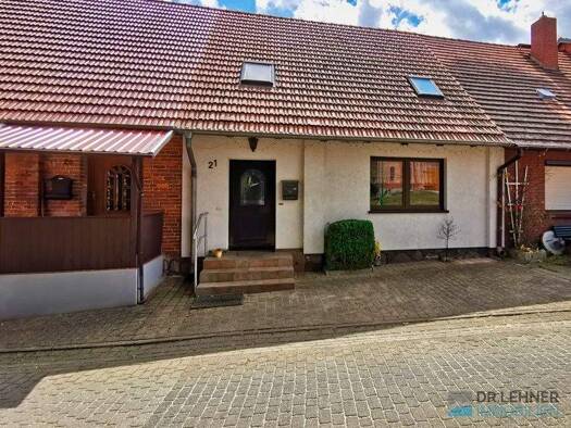 Reihenmittelhaus zum Kauf 80.000 € 4 Zimmer 105 m² 296 m² Grundstück Bergfeld Carpin 17237