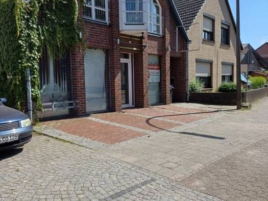 Haus zum Kauf provisionsfrei 108 m² 331 m² Grundstück Delmenhorst 27749