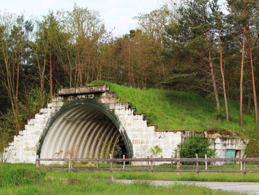 Lagerhalle zum Kauf provisionsfrei 220.000 € 4.300 m² Lagerfläche Lindenstraße 15 Quappendorf Neuhardenberg 15320