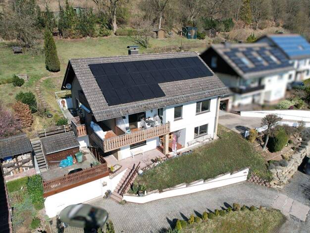 Einfamilienhaus zum Kauf 290.000 € 9 Zimmer 156 m² 674 m² Grundstück Dalhausen Beverungen / Dalhausen 37688