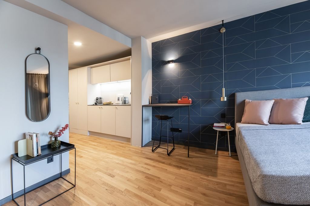 Wohnung zur Miete Wohnen auf Zeit 2.630 € 1 Zimmer 46 m²<br/>Wohnfläche 27.10.2024<br/>Verfügbarkeit Amelia-Mary-Earhart-Str. Flughafen Frankfurt am Main 60549