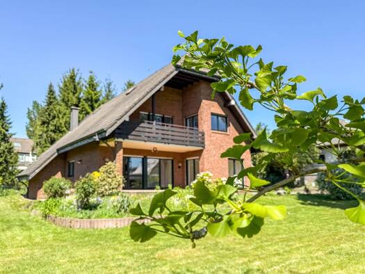 Einfamilienhaus zum Kauf 765.000 € 8 Zimmer 268 m² 1.036 m² Grundstück Kleineichen Rösrath 51503