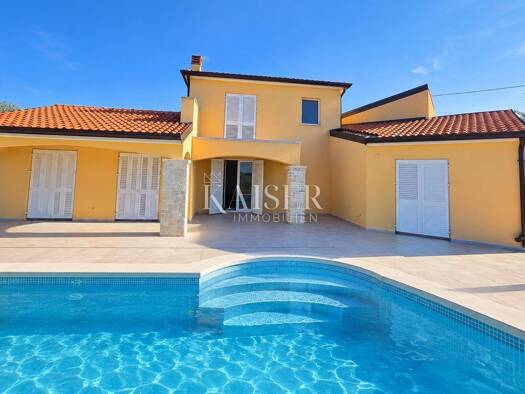 Einfamilienhaus zum Kauf 550.000 € 5 Zimmer 175 m² Kaštel, Buje Buje 52460