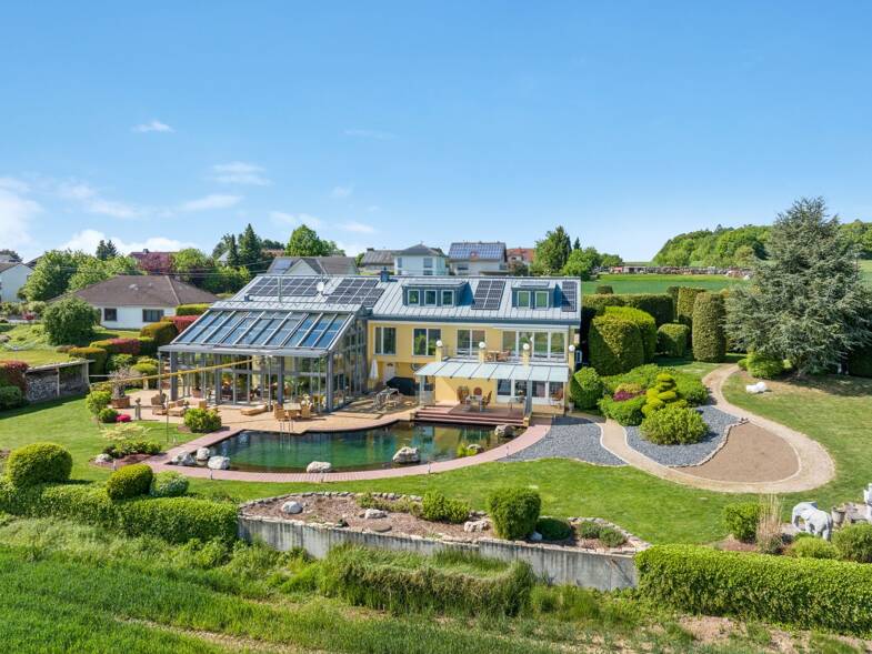 Einfamilienhaus zum Kauf 2.400.000 € 8 Zimmer 630 m² 3.900 m² Grundstück Kleinmaischeid Kleinmaischeid 56271