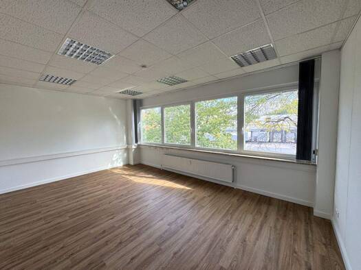 Bürofläche zur Miete provisionsfrei 325 € 29 m² Bürofläche Ottensener Straße Eidelstedt Hamburg 22525