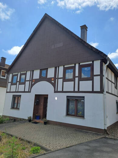 Einfamilienhaus zum Kauf 85.000 € 6 Zimmer 159 m² 1.269 m² Grundstück Eschenbruch Blomberg 32825