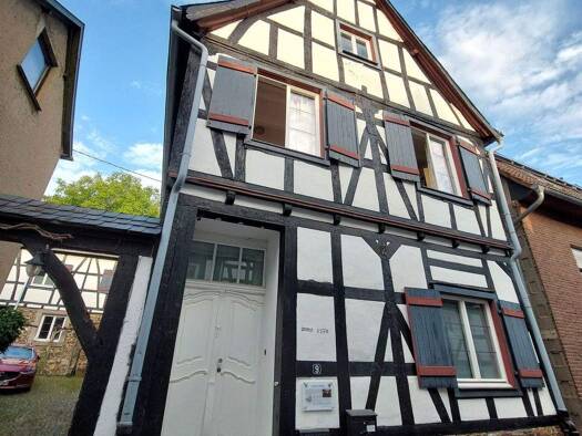 Einfamilienhaus zum Kauf provisionsfrei 697.000 € 8 Zimmer 403 m² 1.600 m² Grundstück Burgstraße 9 Rheinbreitbach 53619