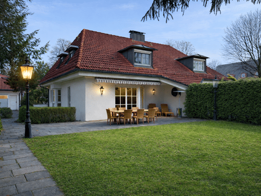 Reihenendhaus zum Kauf 1.950.000 € 4 Zimmer 160 m² 592 m² Grundstück frei ab sofort Grünwald Grünwald 82031