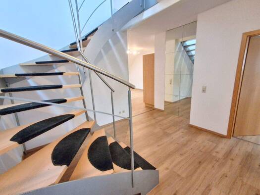 Maisonette zum Kauf als Kapitalanlage geeignet 205.000 € 3 Zimmer 77,4 m² Singen Singen (Hohentwiel) 78224