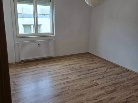 Wohnung zur Miete 660 € 2,5 Zimmer 61 m² Geschoss 1/2 frei ab sofort Trossingen 78647