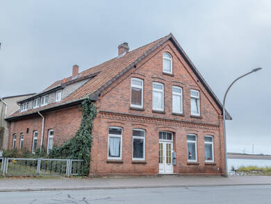 Mehrfamilienhaus zum Kauf provisionsfrei 298.000 € 9 Zimmer 241,3 m² 1.120,7 m² Grundstück Bremervörde Bremervörde 27432