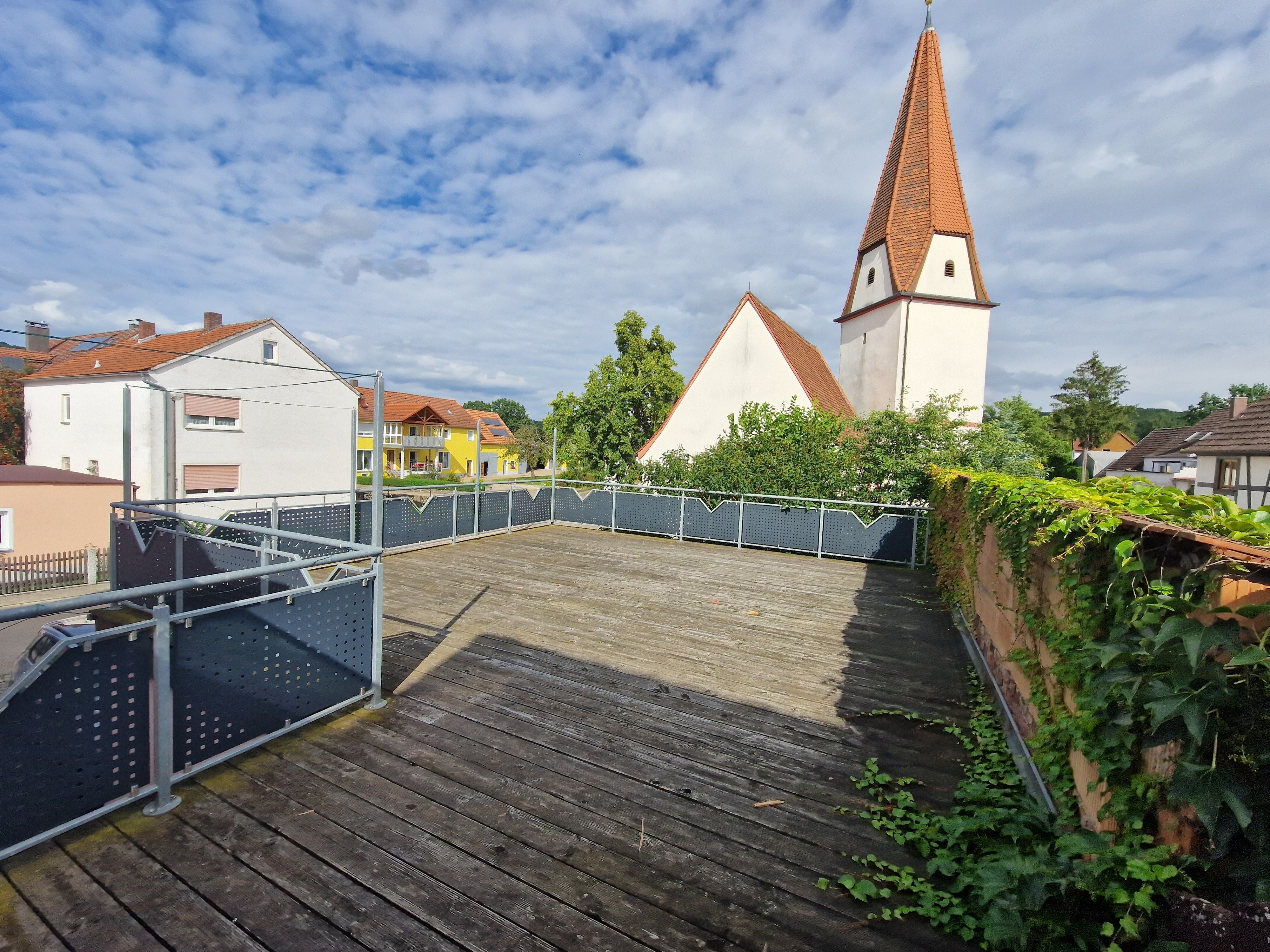 Haus zum Kauf 129.000 € 5 Zimmer 101 m²<br/>Wohnfläche 210 m²<br/>Grundstück ab sofort<br/>Verfügbarkeit Schobdach Wassertrüdingen 91717