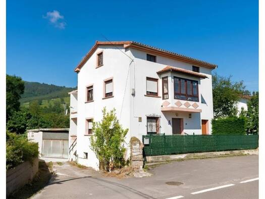 Villa zum Kauf 350.000 € 8 Zimmer 505 m² Santiurde de Toranzo 39691