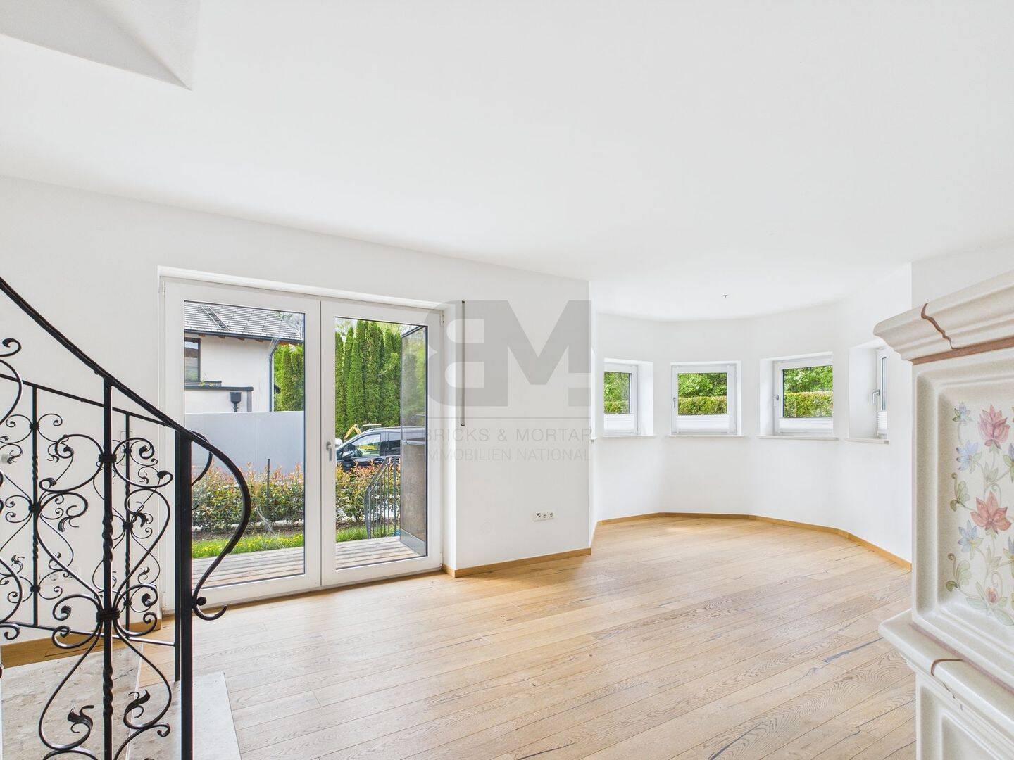 Property thumbnail 2