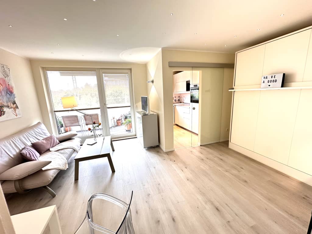 Wohnung zur Miete Wohnen auf Zeit 1.450 € 1 Zimmer 35 m²<br/>Wohnfläche 24.12.2024<br/>Verfügbarkeit Benzenbergstraße Unterbilk Düsseldorf 40219