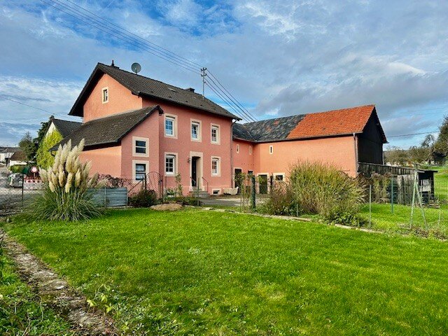 Bauernhaus zum Kauf 235.000 € 5 Zimmer 97 m²<br/>Wohnfläche Bettingen Bettingen 54646