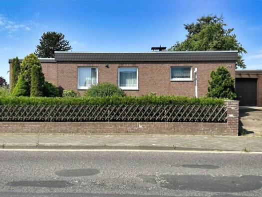 Bungalow zum Kauf 335.000 € 3 Zimmer 79,6 m² 922 m² Grundstück Bockert Viersen 41748