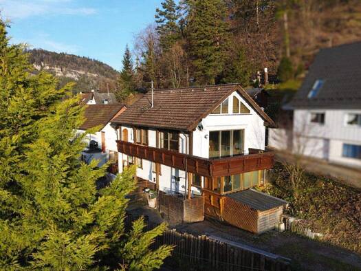 Einfamilienhaus zum Kauf 248.000 € 5,5 Zimmer 130 m² 156 m² Grundstück Aistaig Oberndorf am Neckar / Aistaig 78727
