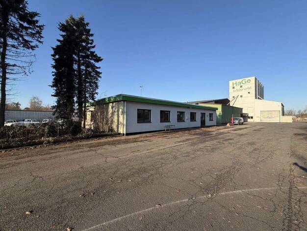 Freifläche zur Miete 2.850 m² Lagerfläche teilbar ab 200 m² Uetersen 25436