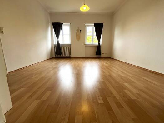Wohnung zur Miete 950 € 4 Zimmer 100 m² Geschoss 1/2 frei ab 01.10.2026 Bitburg Bitburg 54634