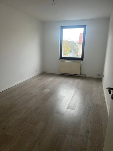 Wohnung zur Miete 250 € 1 Zimmer 28 m² frei ab 01.12.2024 Breite Str. 114 Brake Brake 26919