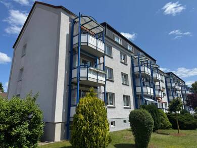 Wohnung zum Kauf 100.000 € 4 Zimmer 76 m² 2. Geschoss frei ab sofort Lessingstraße 54 Neustrelitz Neustrelitz 17235