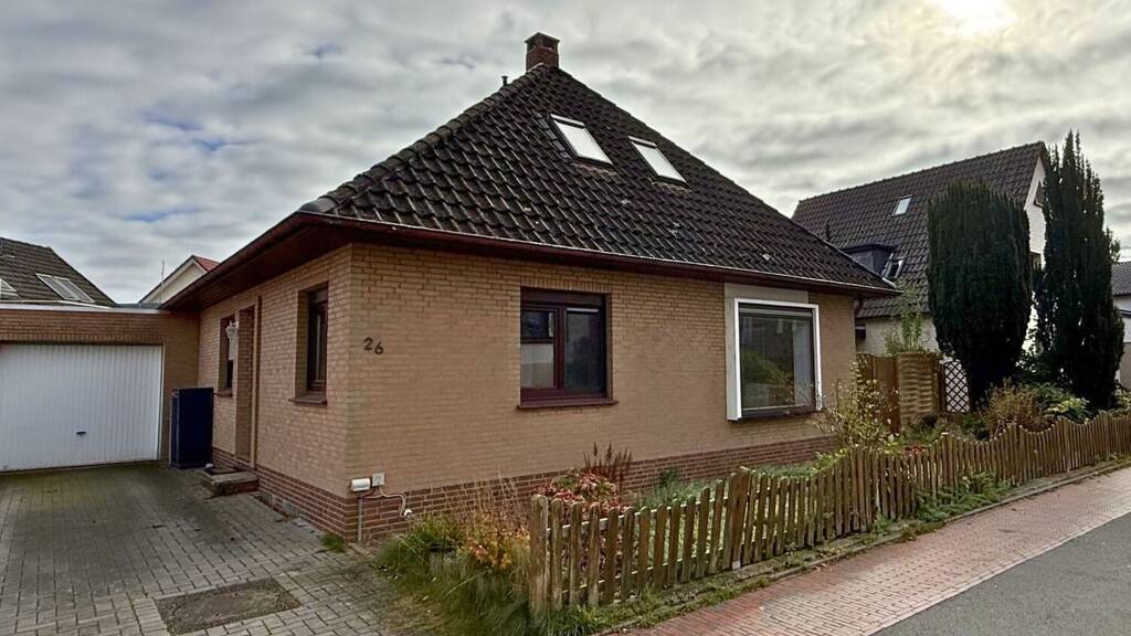 Einfamilienhaus zum Kauf 310.000 € 6 Zimmer 146,5 m² 362 m² Grundstück Rastede II Rastede 26180