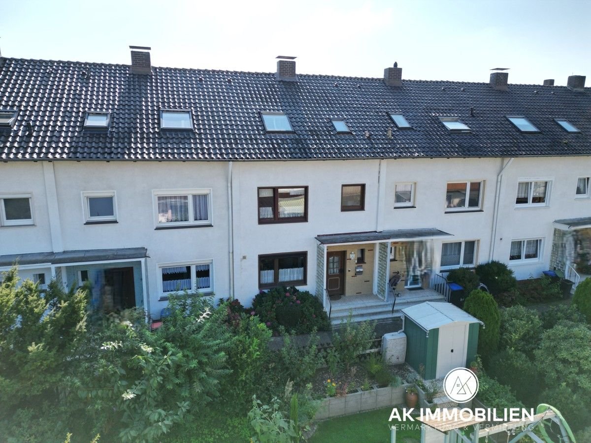 Reihenmittelhaus zum Kauf 154.500 € 7 Zimmer 115 m²<br/>Wohnfläche 221 m²<br/>Grundstück Klein Berkel Hameln 31789