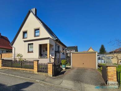 Einfamilienhaus zum Kauf 205.000 € 5 Zimmer 100 m² 494 m² Grundstück Neustrelitz Neustrelitz 17235