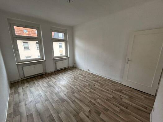 Wohnung zur Miete 353 € 3 Zimmer 57,8 m² 2. Geschoss Otto-Richter-Straße 16a Sudenburg Magdeburg 39116