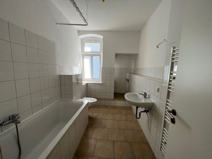 Wohnung zur Miete 310 € 2 Zimmer 57,6 m²<br/>Wohnfläche EG<br/>Geschoss ab sofort<br/>Verfügbarkeit Breithauptstraße 5 Donatsviertel Freiberg 09599