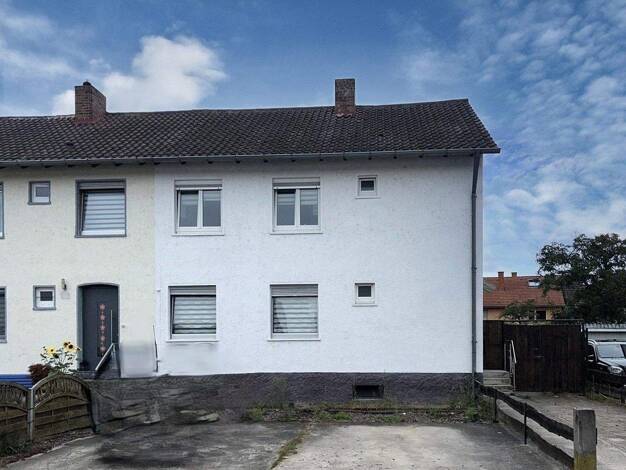 Mehrfamilienhaus zum Kauf 520.000 € 7 Zimmer 183 m² 457 m² Grundstück frei ab sofort Schwetzingen 68723