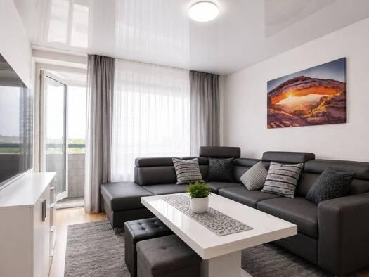 Wohnung zum Kauf 235.000 € 1 Zimmer 36 m² 4. Geschoss Drygalski-Allee 118 Thalk.Obersendl.-Forsten-Fürstenr.-Solln München 81477