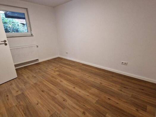 Wohnung zur Miete 475 € 2 Zimmer 55,6 m² frei ab sofort Selb 95100