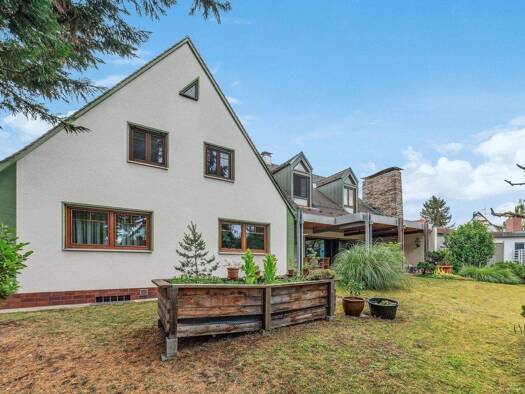 Mehrfamilienhaus zum Kauf 849.000 € 8 Zimmer 243 m² 951 m² Grundstück Eltersdorf Erlangen 91058