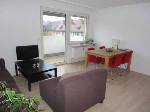 Wohnung zur Miete 630 € 1,5 Zimmer 40 m² 5. Geschoss frei ab 01.09.2026 Rennweg Nürnberg 90489