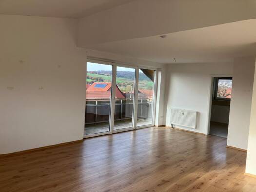 Wohnung zur Miete 750 € 3 Zimmer 96 m² Geschoss 1/2 frei ab sofort Kohlhausen Bad Hersfeld 36251