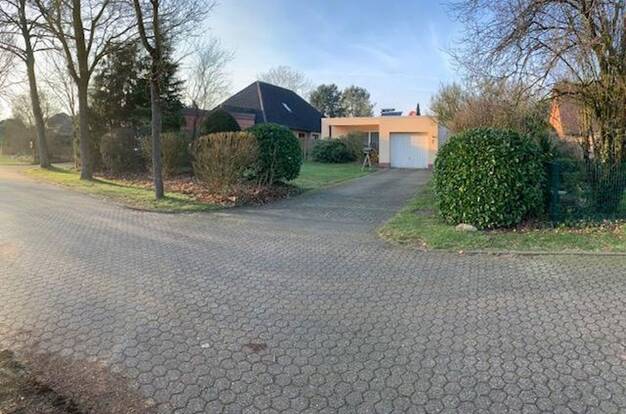 Bungalow zum Kauf provisionsfrei 350.000 € 4 Zimmer 130 m² 739 m² Grundstück Hatterwüsting II Hatten 26209