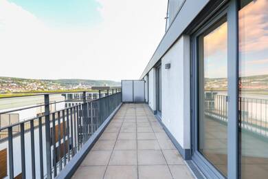 Wohnung zur Miete 1.367 € 2 Zimmer 68,9 m² 6. Geschoss frei ab 01.08.2025 Mailänder Platz 19 Europaviertel Stuttgart-Mitte 70173