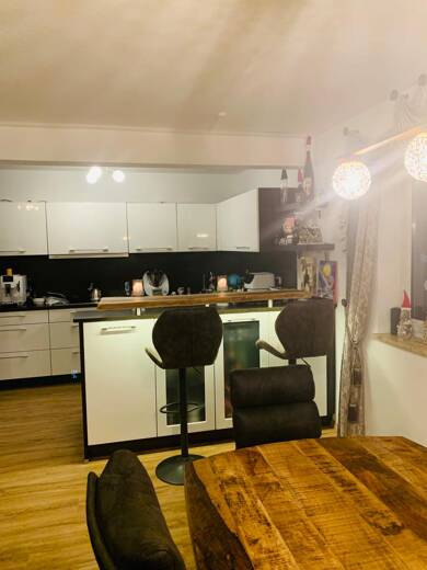 Wohnung zur Miete 1.300 € 4 Zimmer 112 m² Geschoss 1/1 frei ab 01.09.2025 Memmelsdorf Memmelsdorf 96117