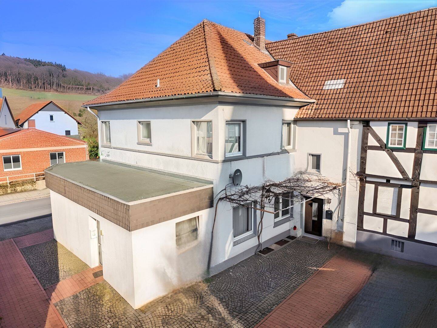 Mehrfamilienhaus zum Kauf - Ansicht 2