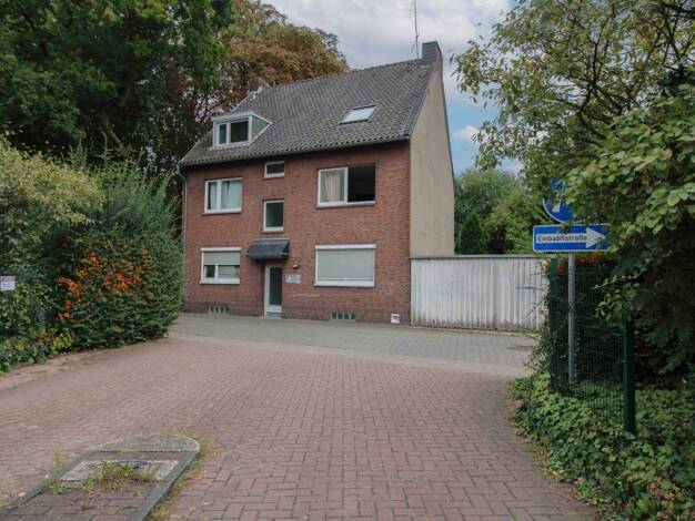 Mehrfamilienhaus zum Kauf als Kapitalanlage geeignet 295.000 € 14 Zimmer 242 m² 185 m² Grundstück Goldsteege 9 Emmerich Emmerich am Rhein 46446
