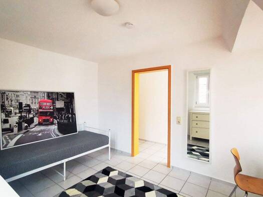 WG-Zimmer zur Miete Wohnen auf Zeit 690 € 14 m² frei ab sofort Leonhardstrasse 0 Mitte Stuttgart Zentrum 70182