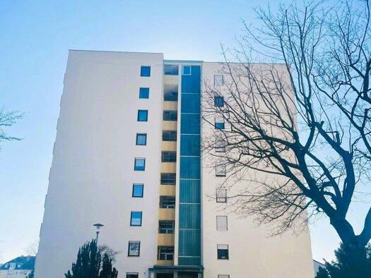 Wohnung zum Kauf 180.000 € 2 Zimmer 69,5 m² 3. Geschoss Burghausen 84489