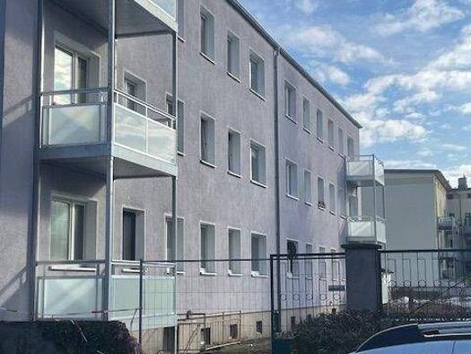 Wohnung zur Miete 365 € 3 Zimmer 66,3 m² 1. Geschoss frei ab sofort Alt Fermersleben Fermersleben Magdeburg 39122