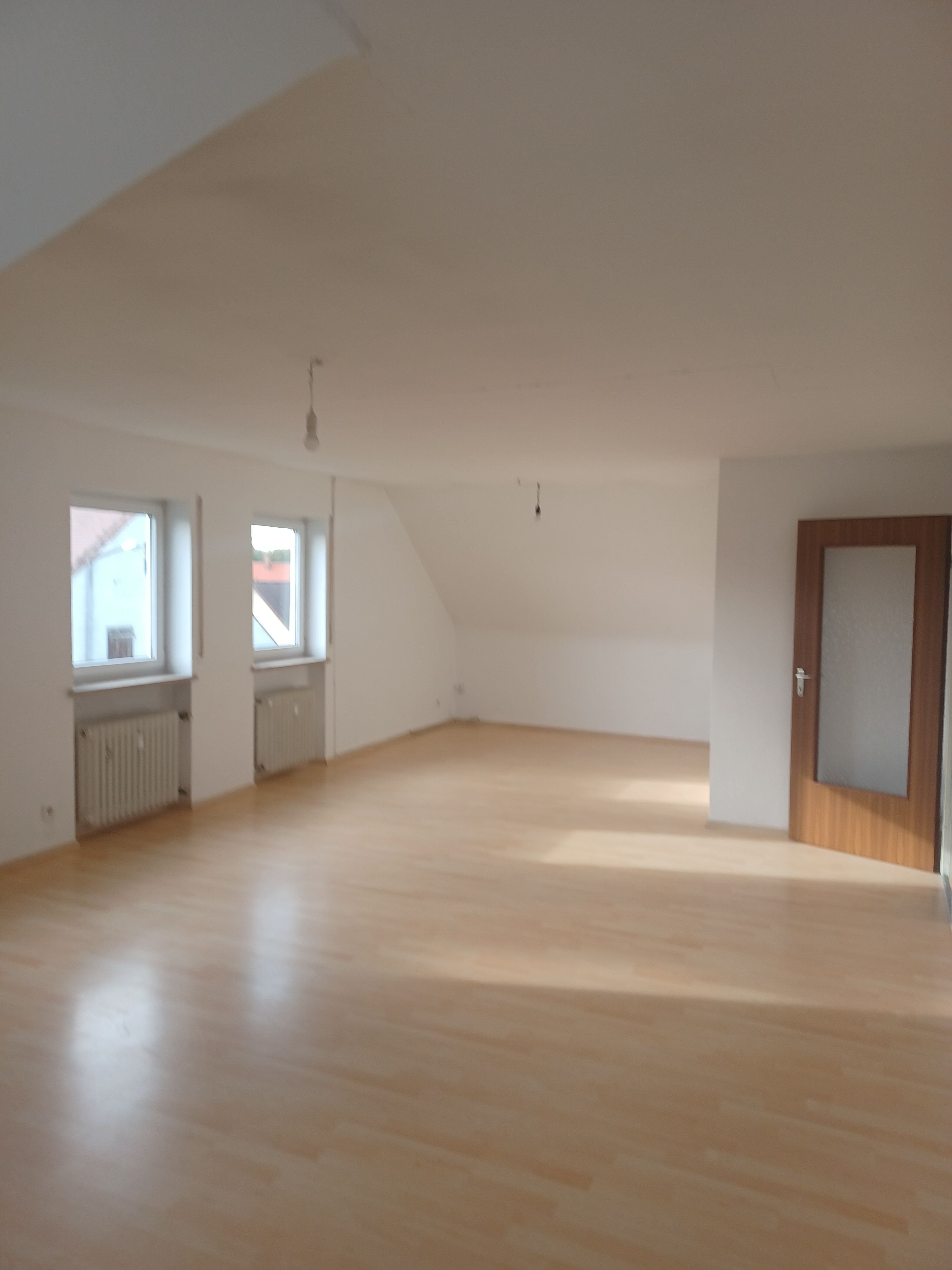 Wohnung zur Miete 942 € 4 Zimmer 107 m²<br/>Wohnfläche 2.<br/>Geschoss ab sofort<br/>Verfügbarkeit Greuther Straße Katzwang / Reichelsdorf Ost / Reichelsdorfer Kelle Nürnberg 90455