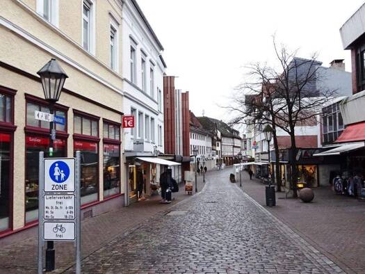 Laden zur Miete 2.900 € 160 m² Verkaufsfläche Marktstraße Höxter 37671