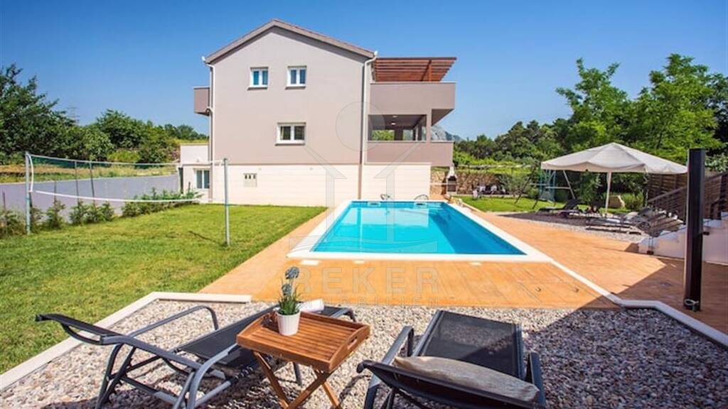 Einfamilienhaus zum Kauf 700.000 € 7 Zimmer 250 m² 762 m² Grundstück Omis 21310