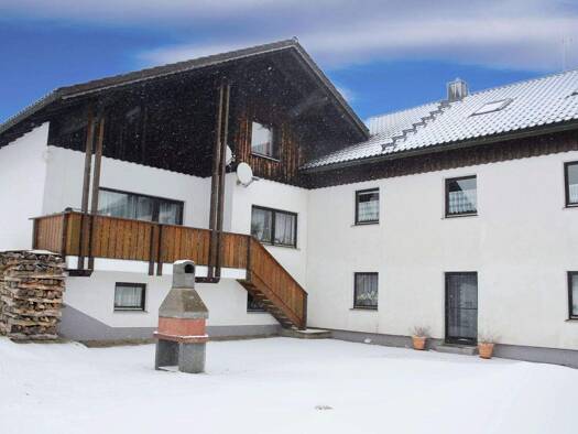 Wohnung zum Kauf 82.900 € 2 Zimmer 74 m² Finsterau Mauth 94151